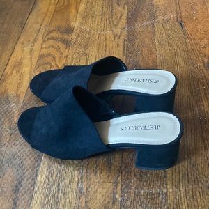 JustFab Black Heels (Size 7)